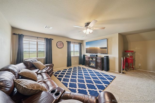 9128 E 120th Street S, Bixby, OK 74008