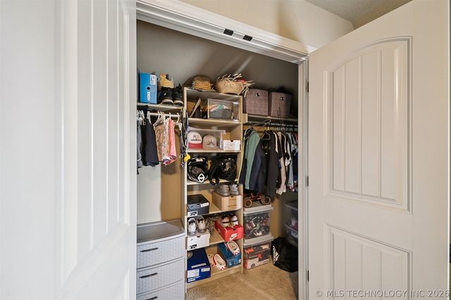 9128 E 120th Street S, Bixby, OK 74008