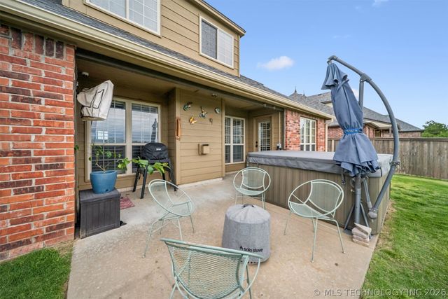 9128 E 120th Street S, Bixby, OK 74008