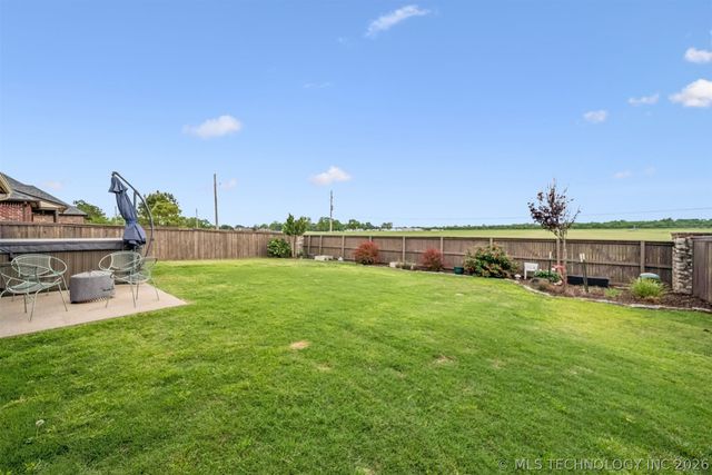 9128 E 120th Street S, Bixby, OK 74008