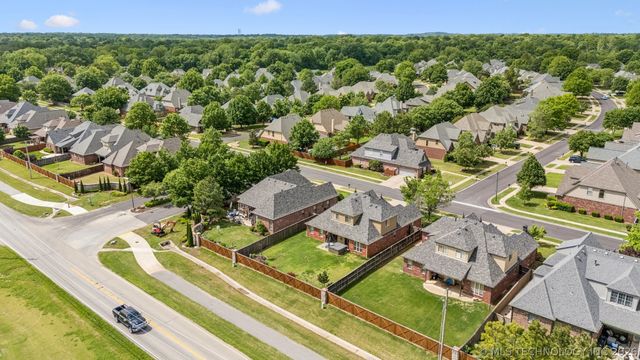 9128 E 120th Street S, Bixby, OK 74008