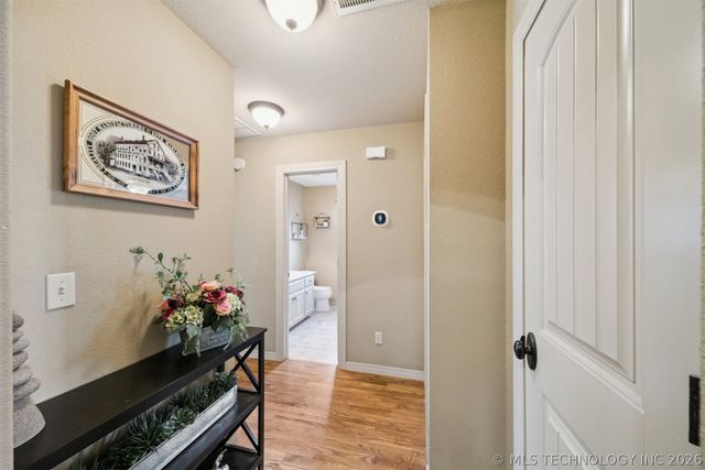 9128 E 120th Street S, Bixby, OK 74008