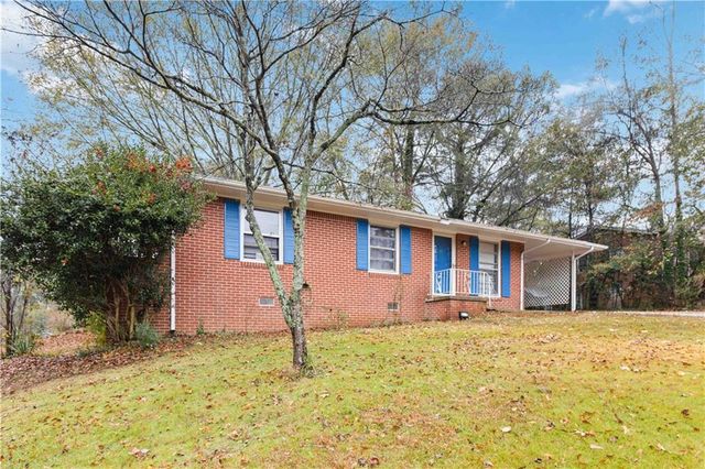 913 Longleaf Drive, Forest Park, GA 30297