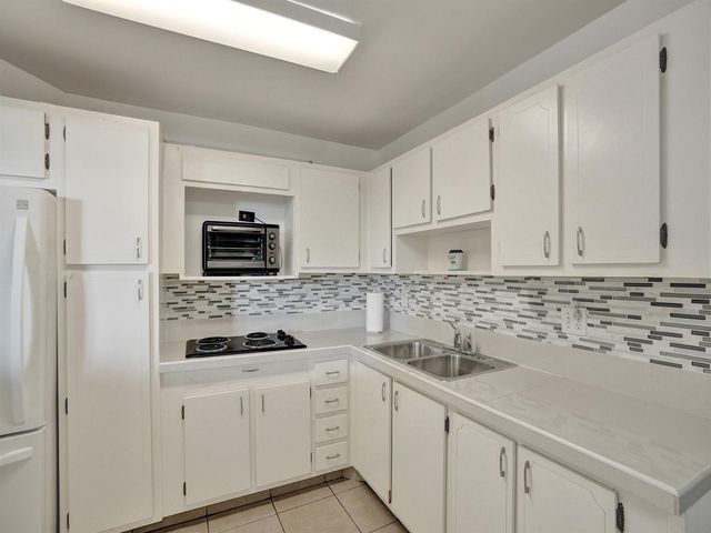 1811 Jefferson Street 404, Hollywood, FL 33020