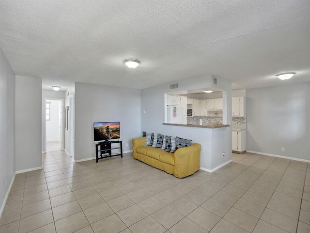 1811 Jefferson Street 404, Hollywood, FL 33020
