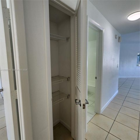 1185 Marseille Dr 209, Miami Beach, FL 33141