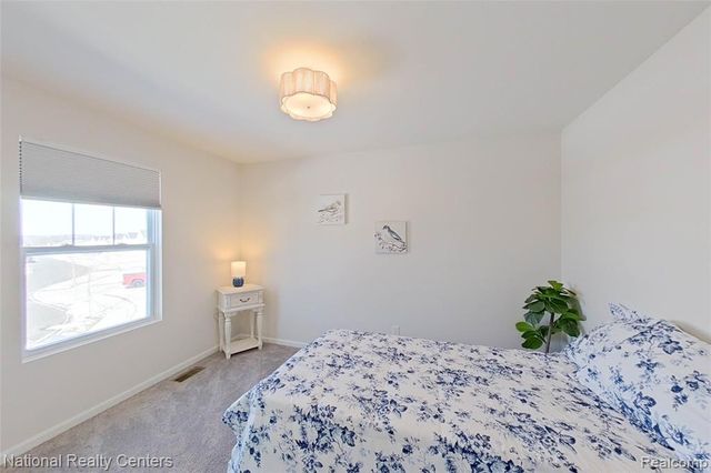 333 Saddleback Court, White Lake, MI 48386