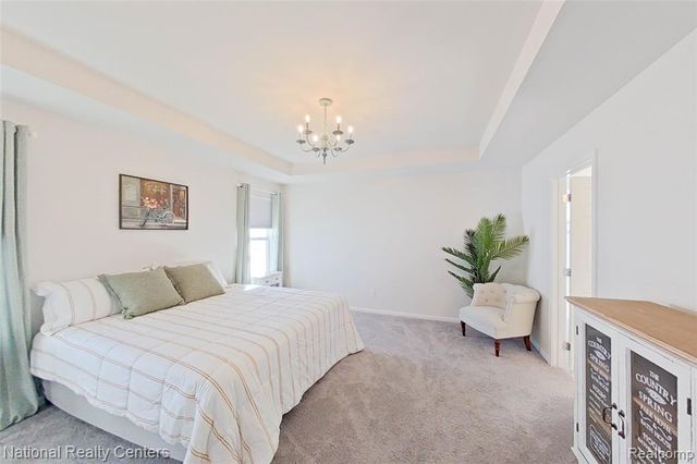 333 Saddleback Court, White Lake, MI 48386