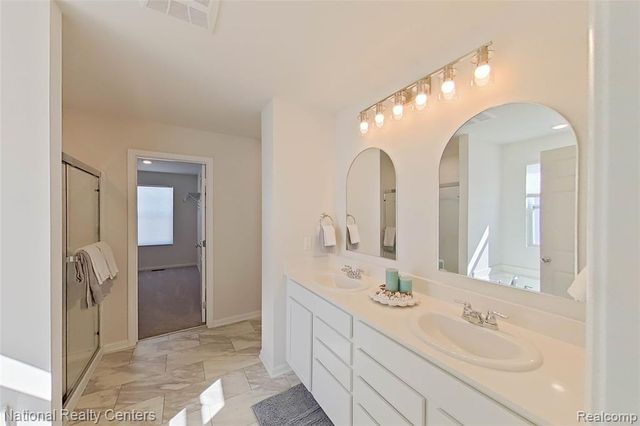 333 Saddleback Court, White Lake, MI 48386