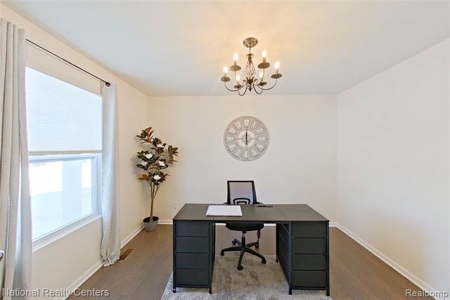 333 Saddleback Court, White Lake, MI 48386