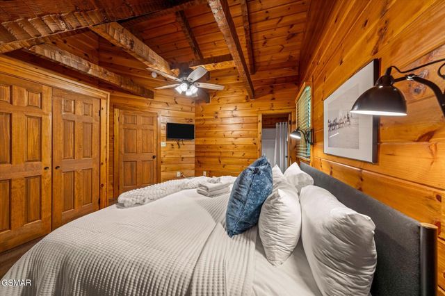 4372 Boogertown Road, Sevierville, TN 37876