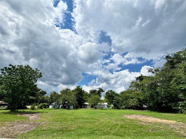 1735 NW 1ST STREET, Ocala, FL 34475