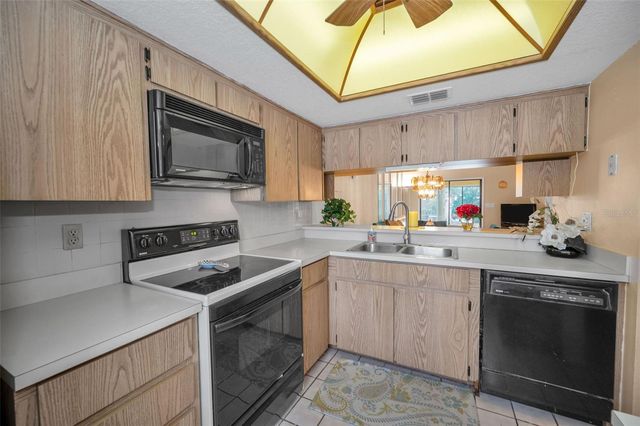 11511 113TH STREET 35E, Largo, FL 33778