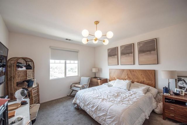 1164 Via Lucero, Oceanside, CA 92056
