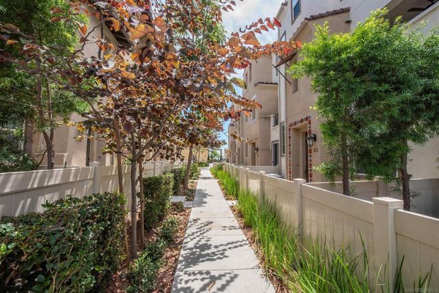1164 Via Lucero, Oceanside, CA 92056
