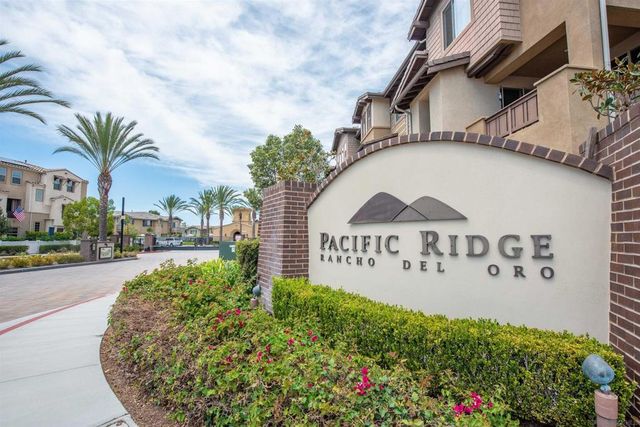 1164 Via Lucero, Oceanside, CA 92056