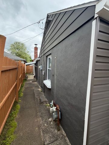 117 Pearl Ave, Harmar, PA 15024