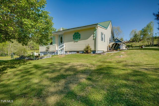 105 Samps Hollow Road, Elizabethton, TN 37643