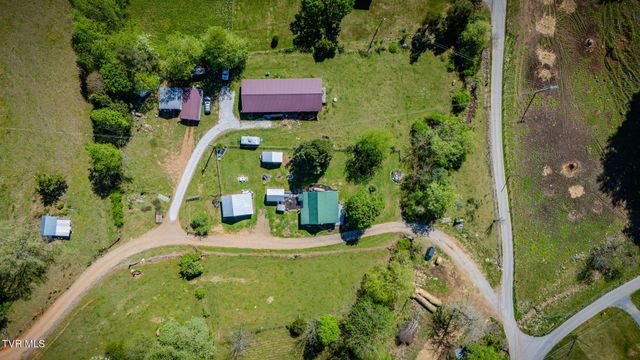 105 Samps Hollow Road, Elizabethton, TN 37643