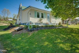 105 Samps Hollow Road, Elizabethton, TN 37643