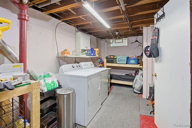 13683 Callender Street, Southgate, MI 48195