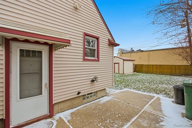 13683 Callender Street, Southgate, MI 48195