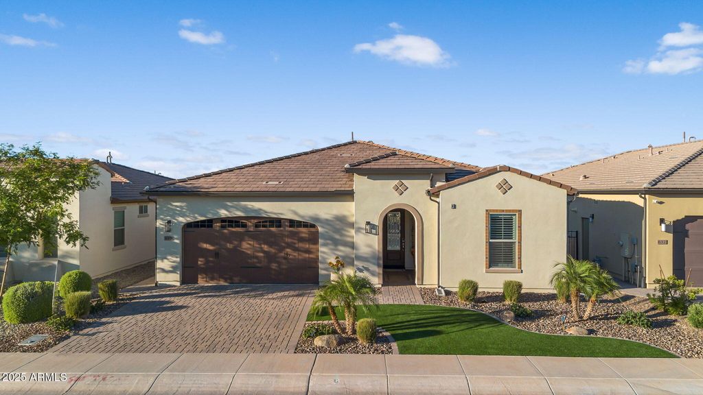 610 E WATERMELON Lane, Queen Creek, AZ 85140