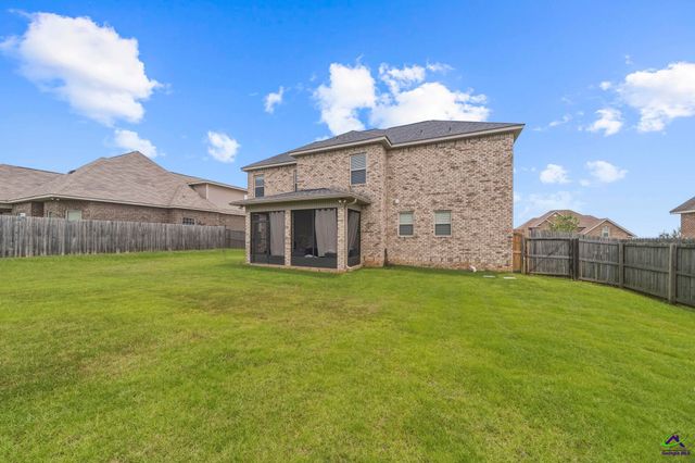 103 Charlotte Drive, Bonaire, GA 31005