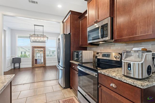 103 Charlotte Drive, Bonaire, GA 31005