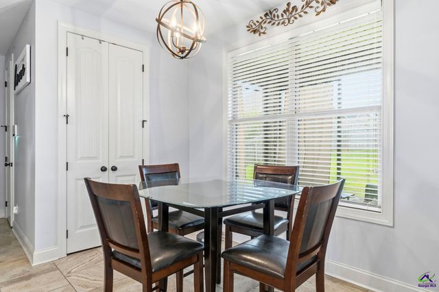 103 Charlotte Drive, Bonaire, GA 31005