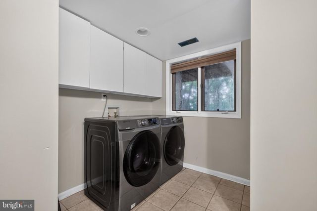 4413 MURVEN PARK LN, Fredericksburg, VA 22408