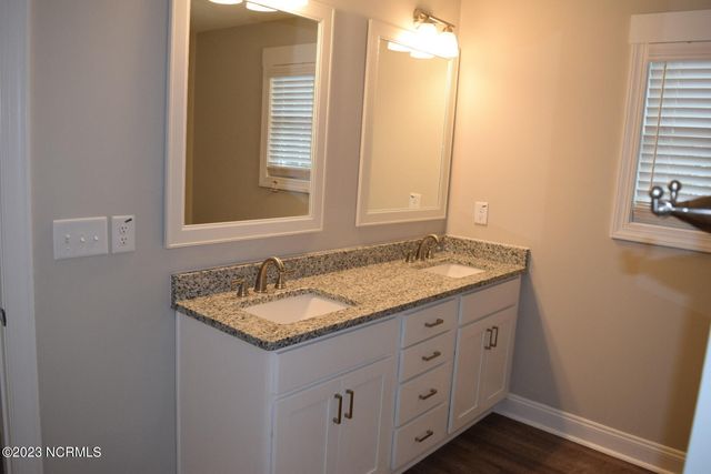 829 Blue Bird Drive, Vass, NC 28394