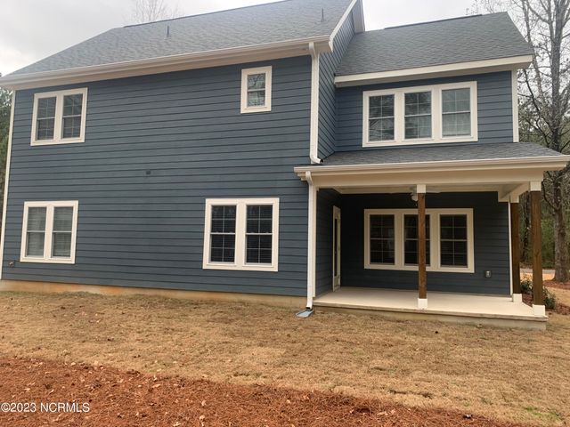 829 Blue Bird Drive, Vass, NC 28394