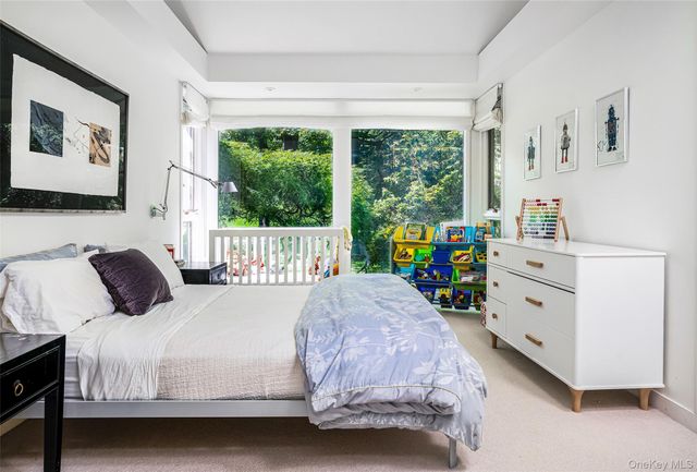 12 Haights Cross Road, Chappaqua, NY 10514