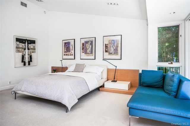 12 Haights Cross Road, Chappaqua, NY 10514