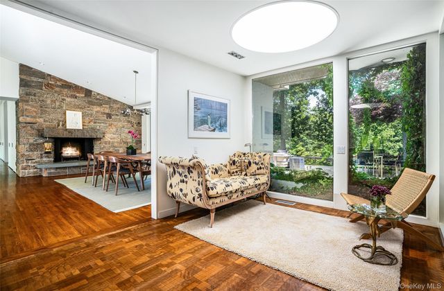 12 Haights Cross Road, Chappaqua, NY 10514