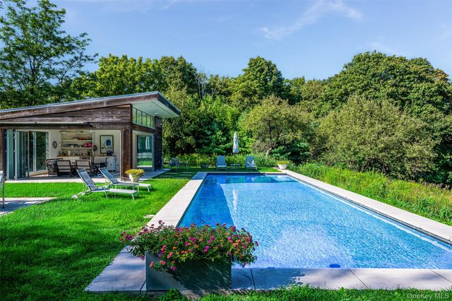 12 Haights Cross Road, Chappaqua, NY 10514