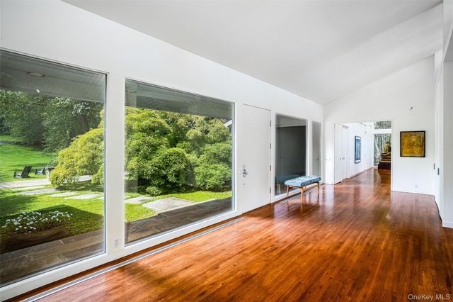 12 Haights Cross Road, Chappaqua, NY 10514