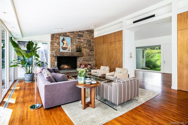 12 Haights Cross Road, Chappaqua, NY 10514