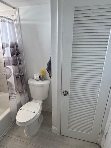 1075 NE Miami Gardens Drive 706, Miami, FL 33179