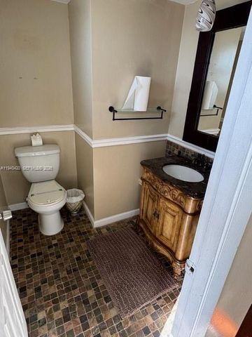 1075 NE Miami Gardens Drive 706, Miami, FL 33179