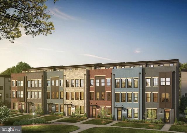 13041 HATTONTOWN SQ, Herndon, VA 20171