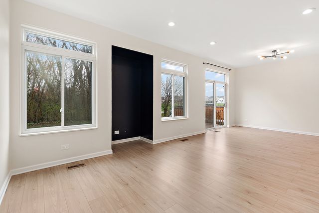 1526 Peachtree Lane, Lockport, IL 60441