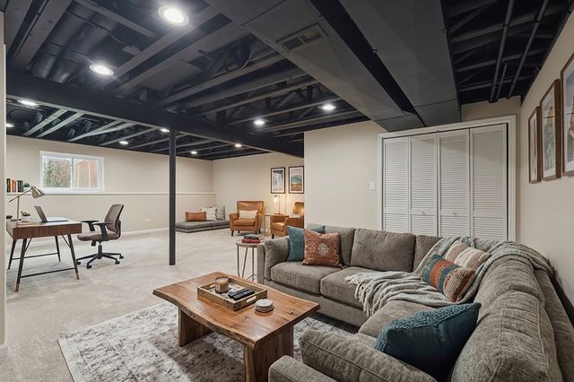 1526 Peachtree Lane, Lockport, IL 60441