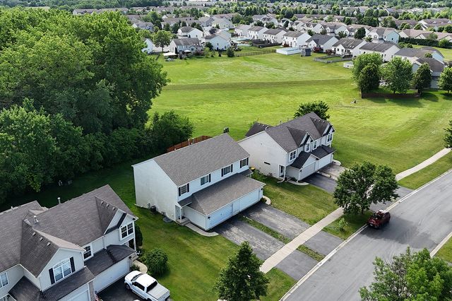 1526 Peachtree Lane, Lockport, IL 60441