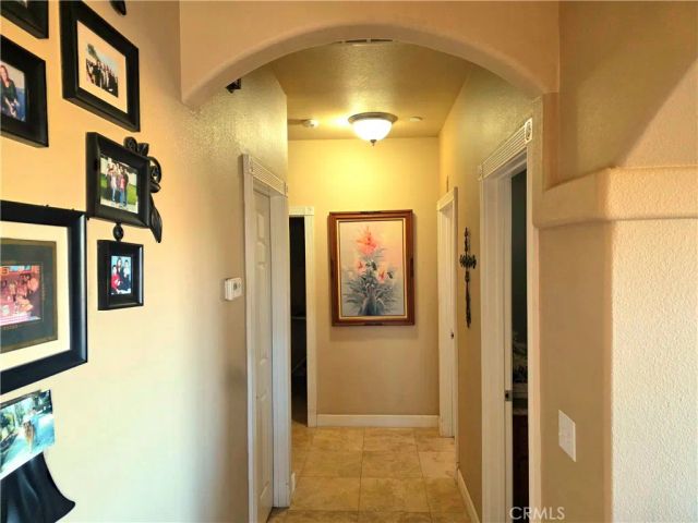 12720 Farmington Street, Oak Hills, CA 92344