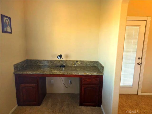 12720 Farmington Street, Oak Hills, CA 92344