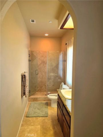 12720 Farmington Street, Oak Hills, CA 92344