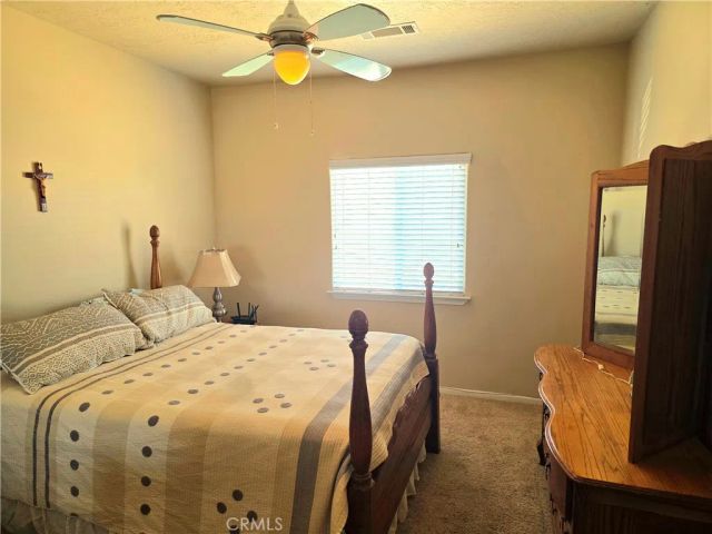 12720 Farmington Street, Oak Hills, CA 92344