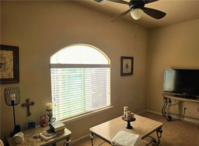 12720 Farmington Street, Oak Hills, CA 92344